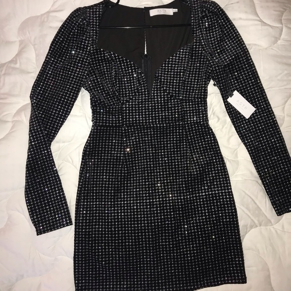 Silver detailed cocktail dress - Picture 2 of 3